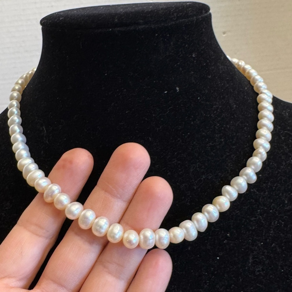 925 Sterling Silver Fresh Water Cultured Pearl Necklace 8 mm Elegant Timeless - Picture 3 of 16